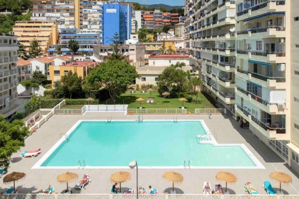 Magnifico Apartamento En La Carihuela, Torremolino Torremolinos Extérieur photo