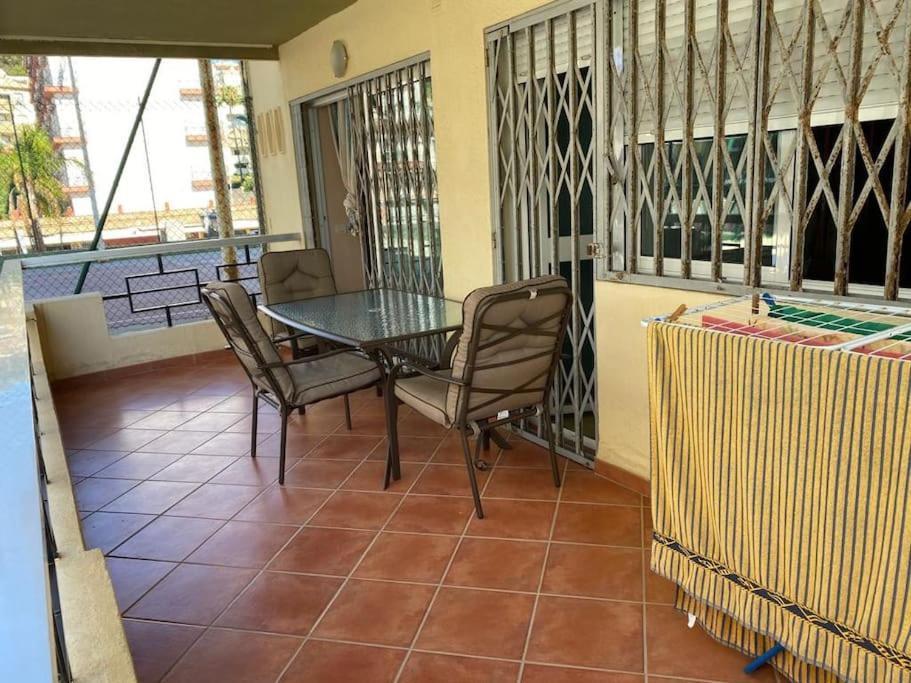 Magnifico Apartamento En La Carihuela, Torremolino Torremolinos Extérieur photo